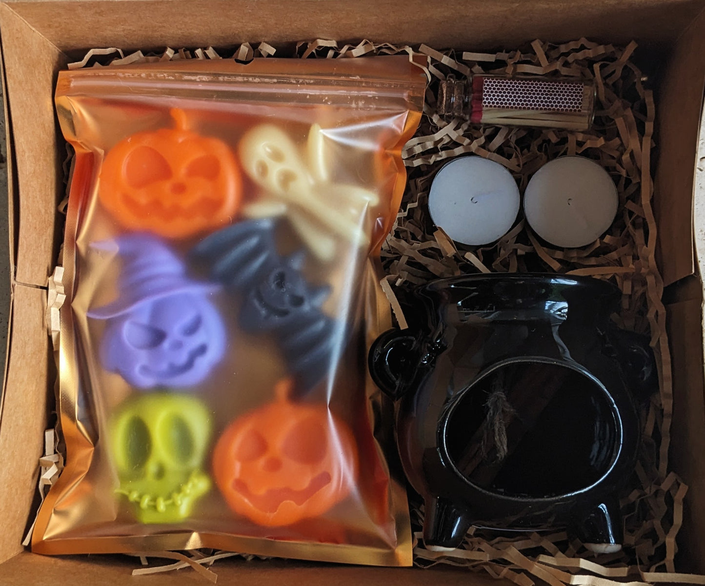 A Sista Scents Gift Box - Spooky Wax Melt