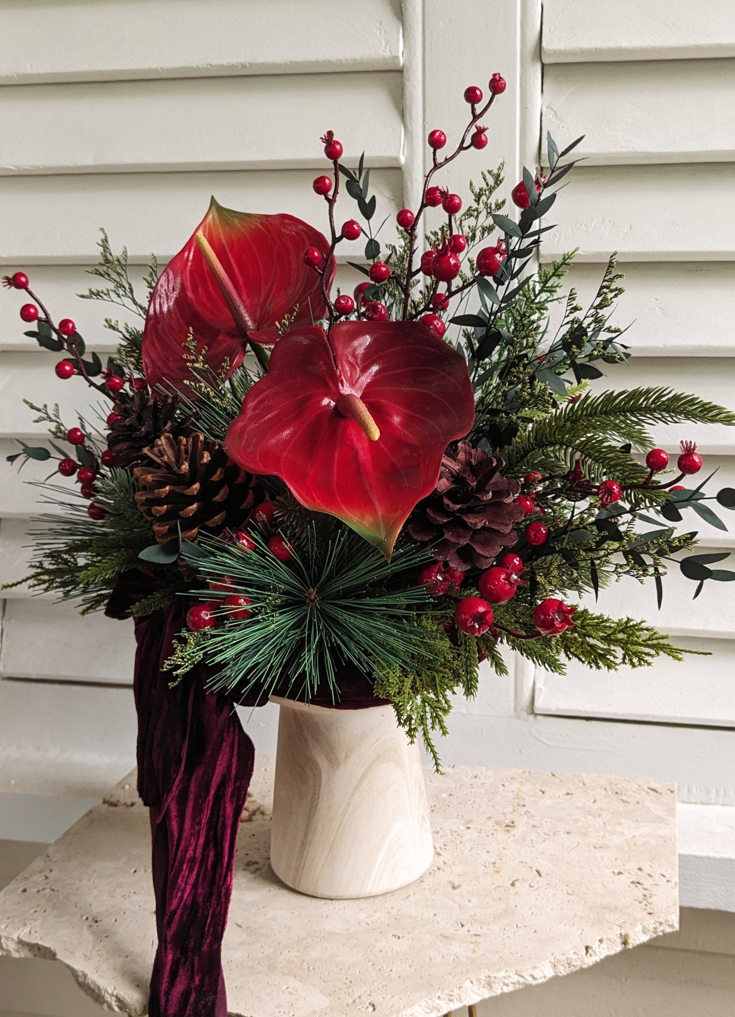 Arrangement HOLLY - (LOCAL DELIVERY ONLY)