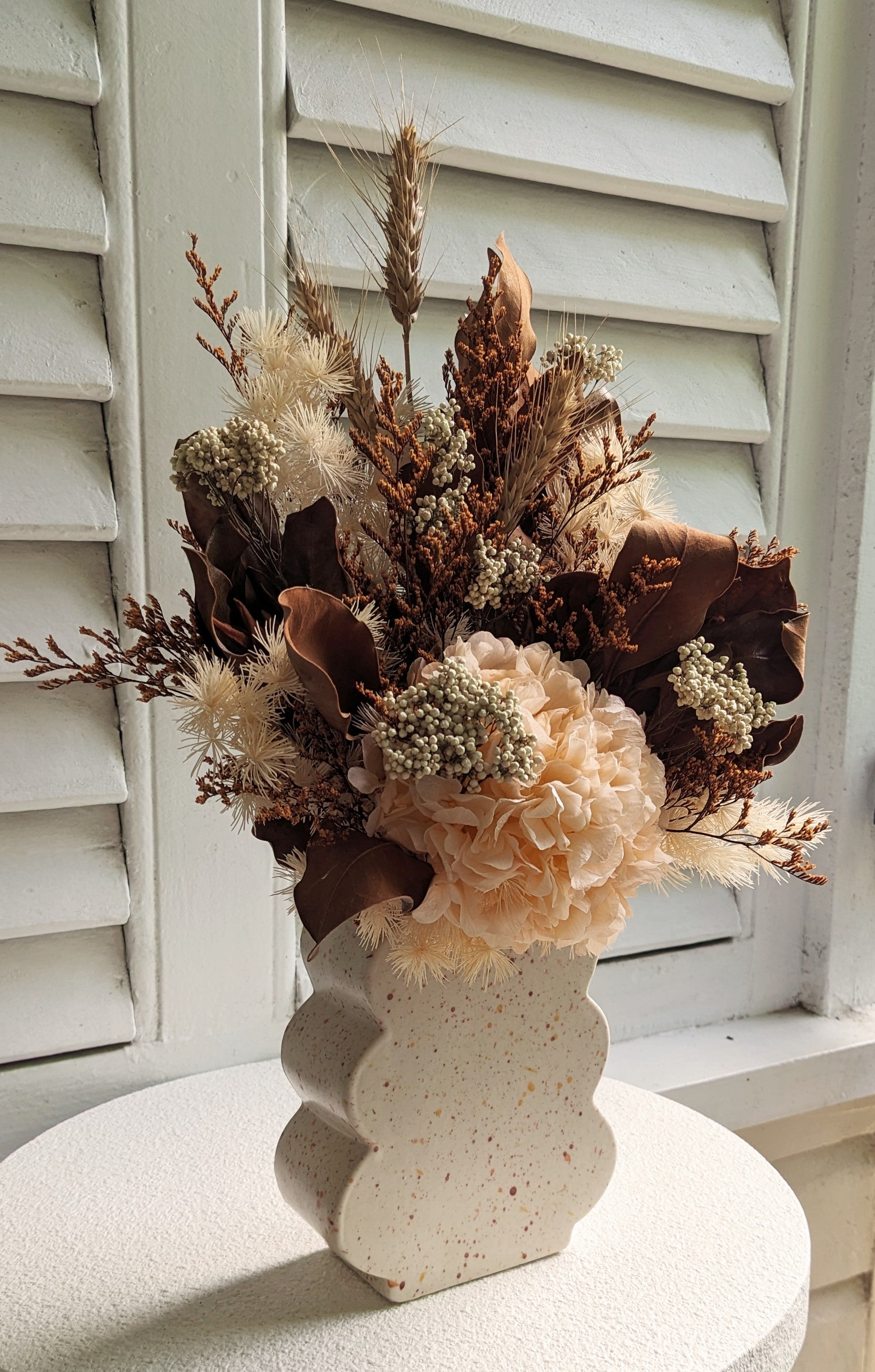 Arrangement JOSEPHINE (LOCAL DELIVERY ONLY)